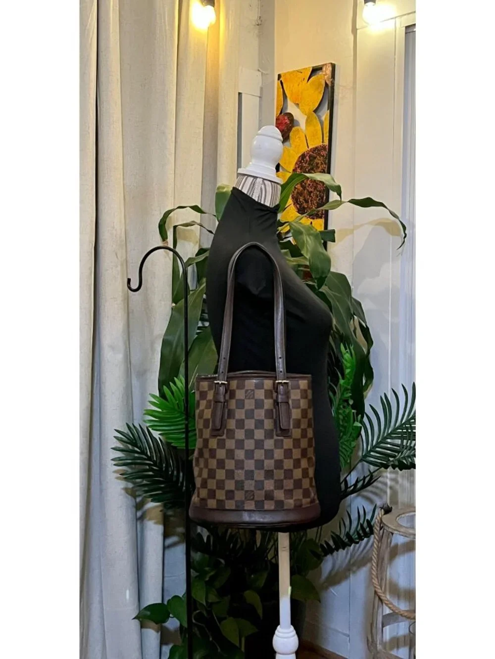 Louis Vuitton Damier Marais PM Bucket Bag